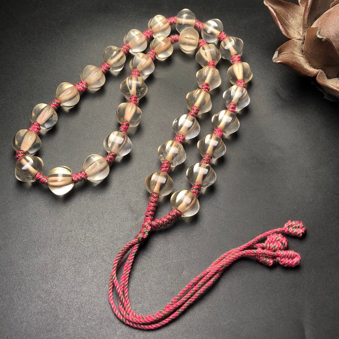 An Exquisite Crystal Necklace - 6