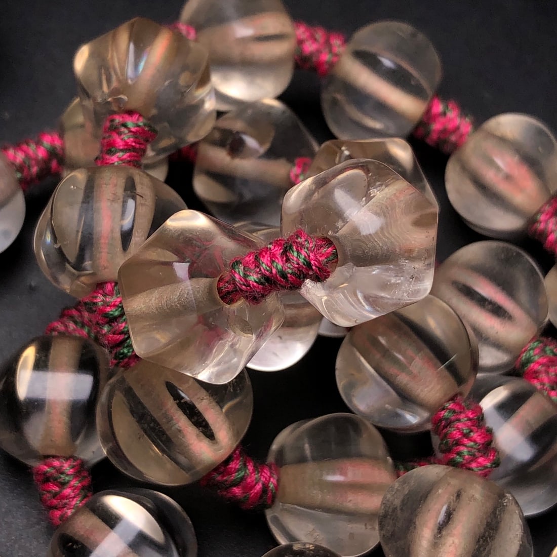 An Exquisite Crystal Necklace - 8