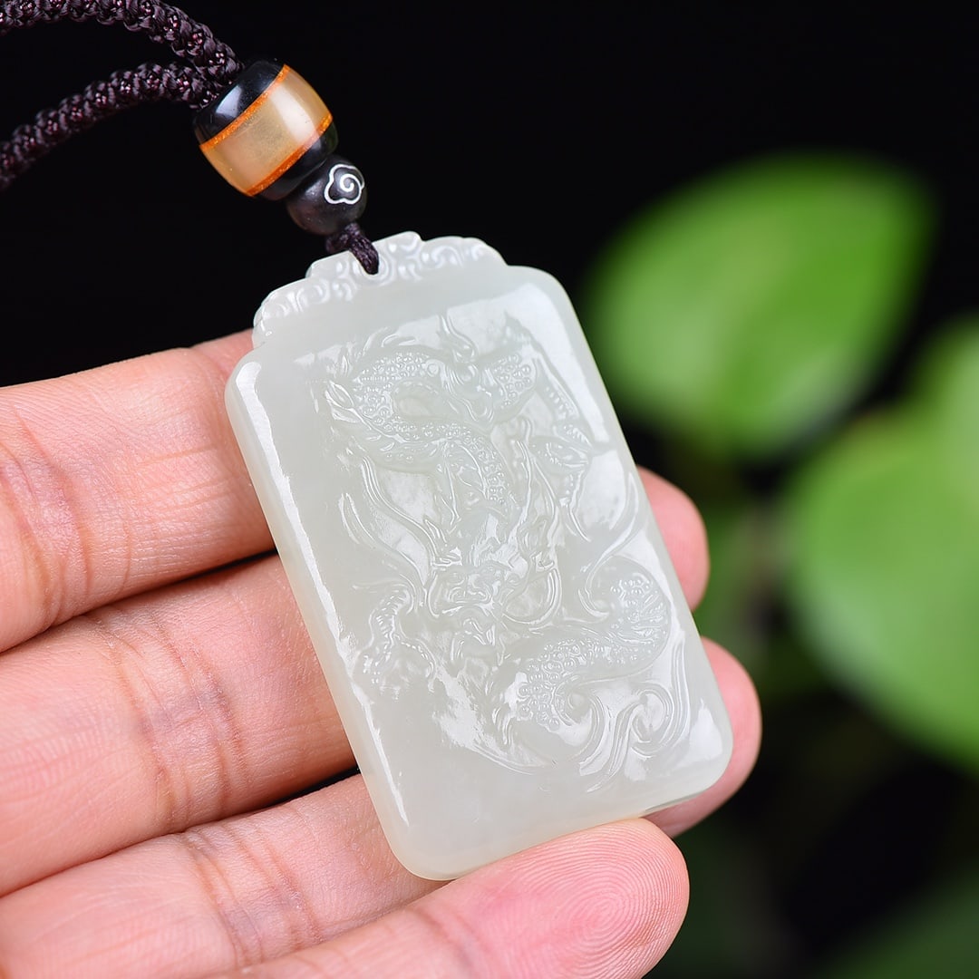 An Exquisite White Jade Dragon Pattern Pendant - 4