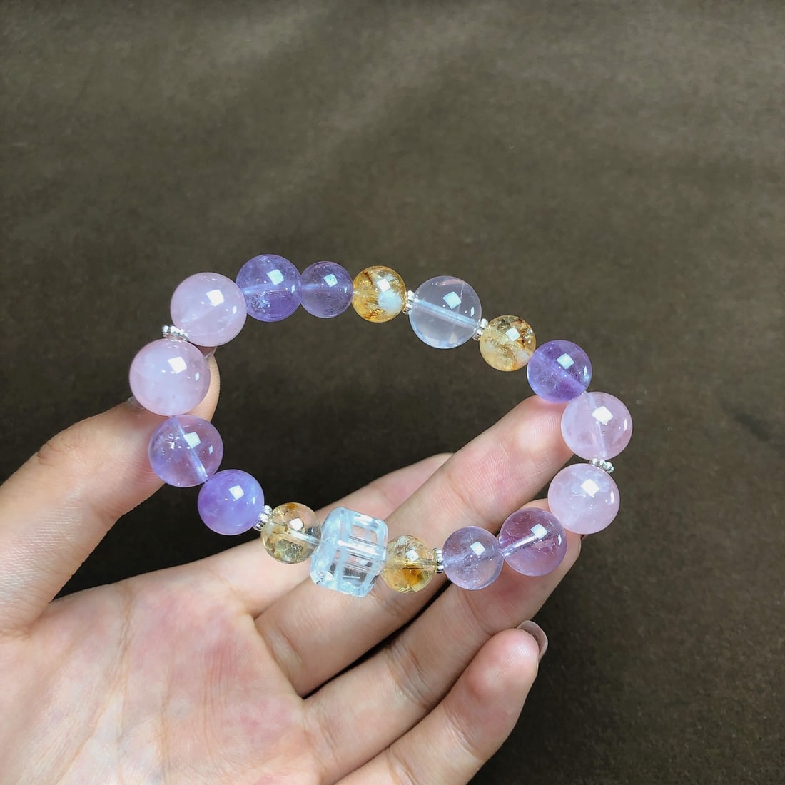 An Exquisite Crystal Bracelets - 4