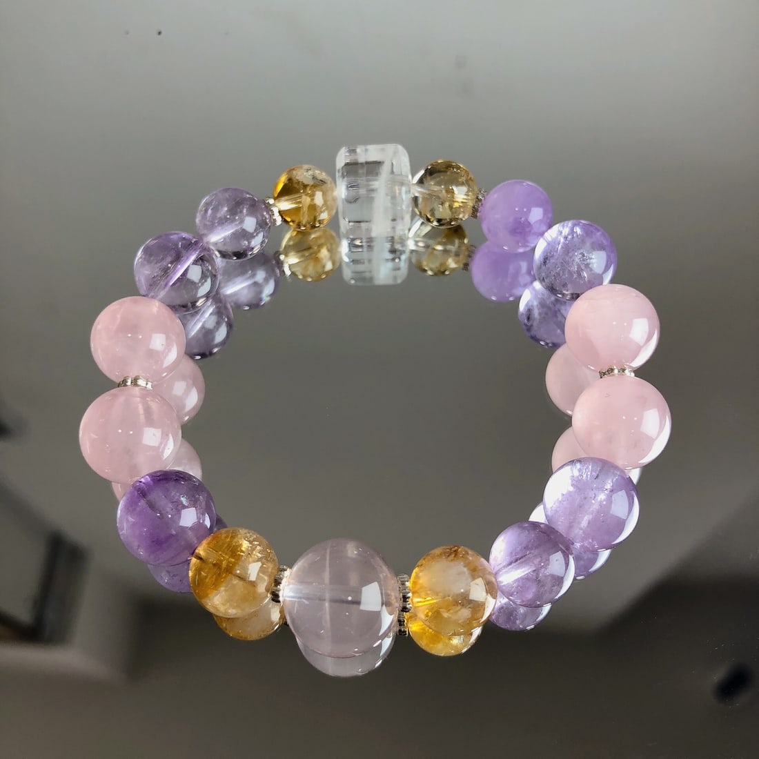 An Exquisite Crystal Bracelets - 9
