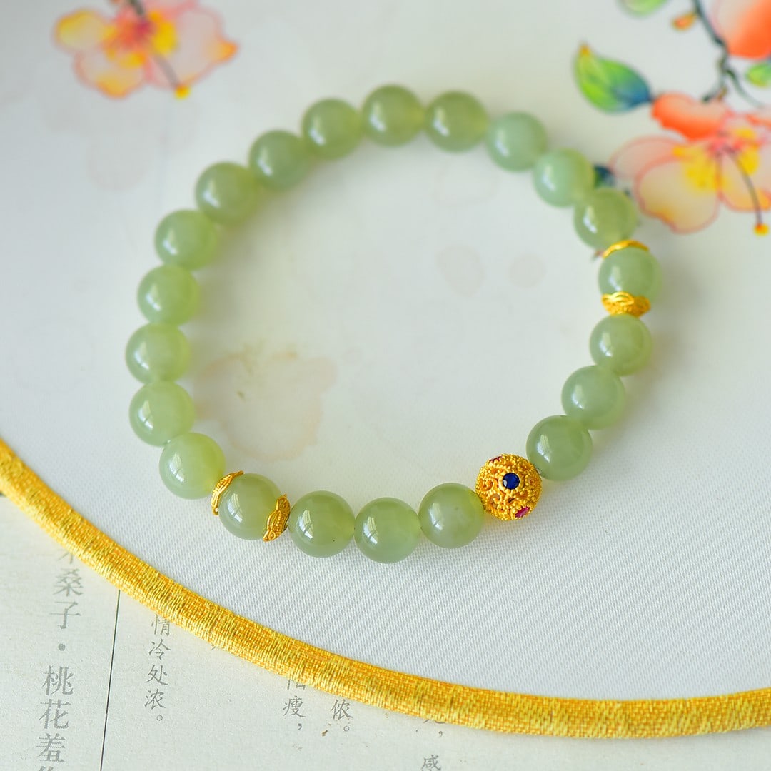 An Exquisite Greenish Jade Bracelets: An Exquisite Greenish Jade Bracelets,Size:8mm 青白玉手串