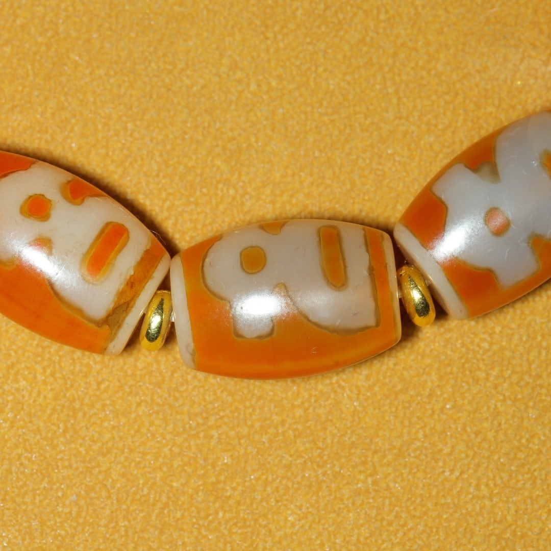 An Exquisite Dzi Bead Bracelets - 6