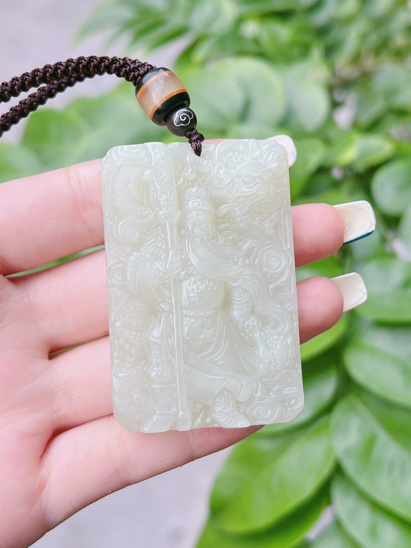 An Exquisite White Jade Guangong and Dragon Pattern Pendant: An Exquisite White Jade Guangong and Dragon Pattern Pendant,Size:38mmx57mm 
