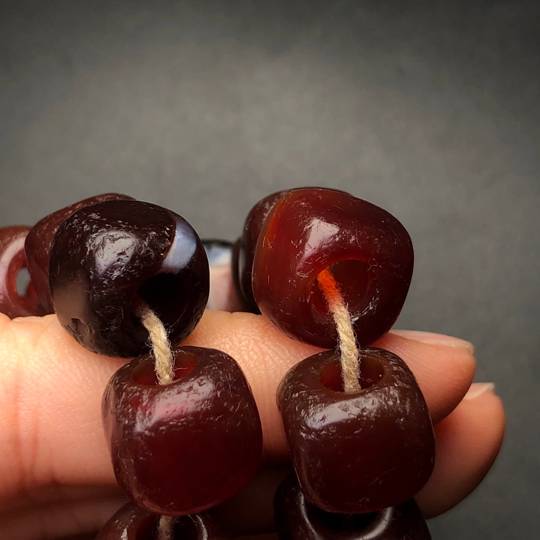 An Exquisite Agate Bracelets - 9