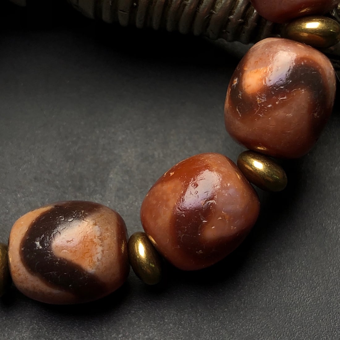 An Exquisite Dzi Bead Bracelets - 8