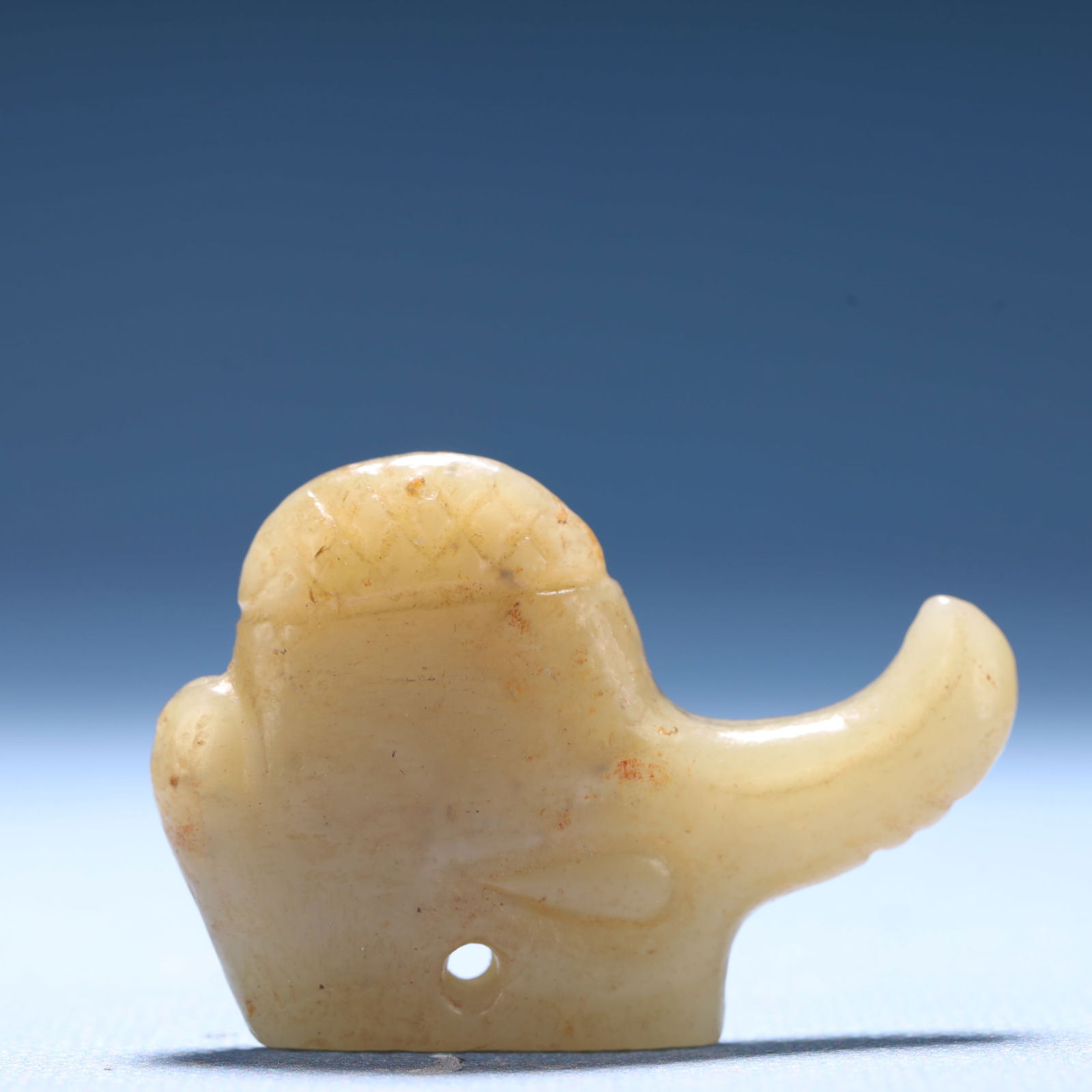 An Archaic Hongshan Culture White Jade Pendant: An Archaic Hongshan Culture White Jade Pendant,Ancient Time,China,Size:1.9inx0.4inx1.3in,Weight:22.2g 红山文化白玉挂件,中国新石&