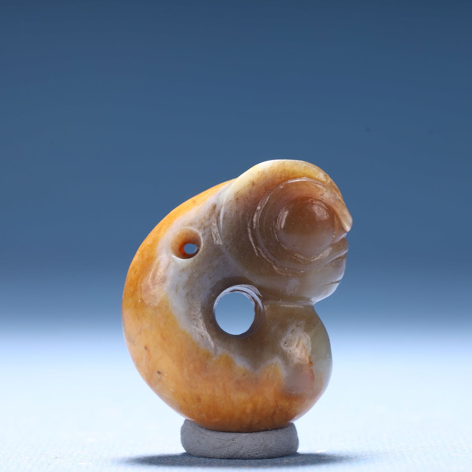 An Archaic Hongshan Culture Yellow Jade Pig and Dragon Pendant: An Archaic Hongshan Culture Yellow Jade Pig and Dragon Pendant,Ancient Time,China,Size:1.1inx0.7inx1.3in,Weight:28.3g 红山文化黄玉猪龙挂件,&