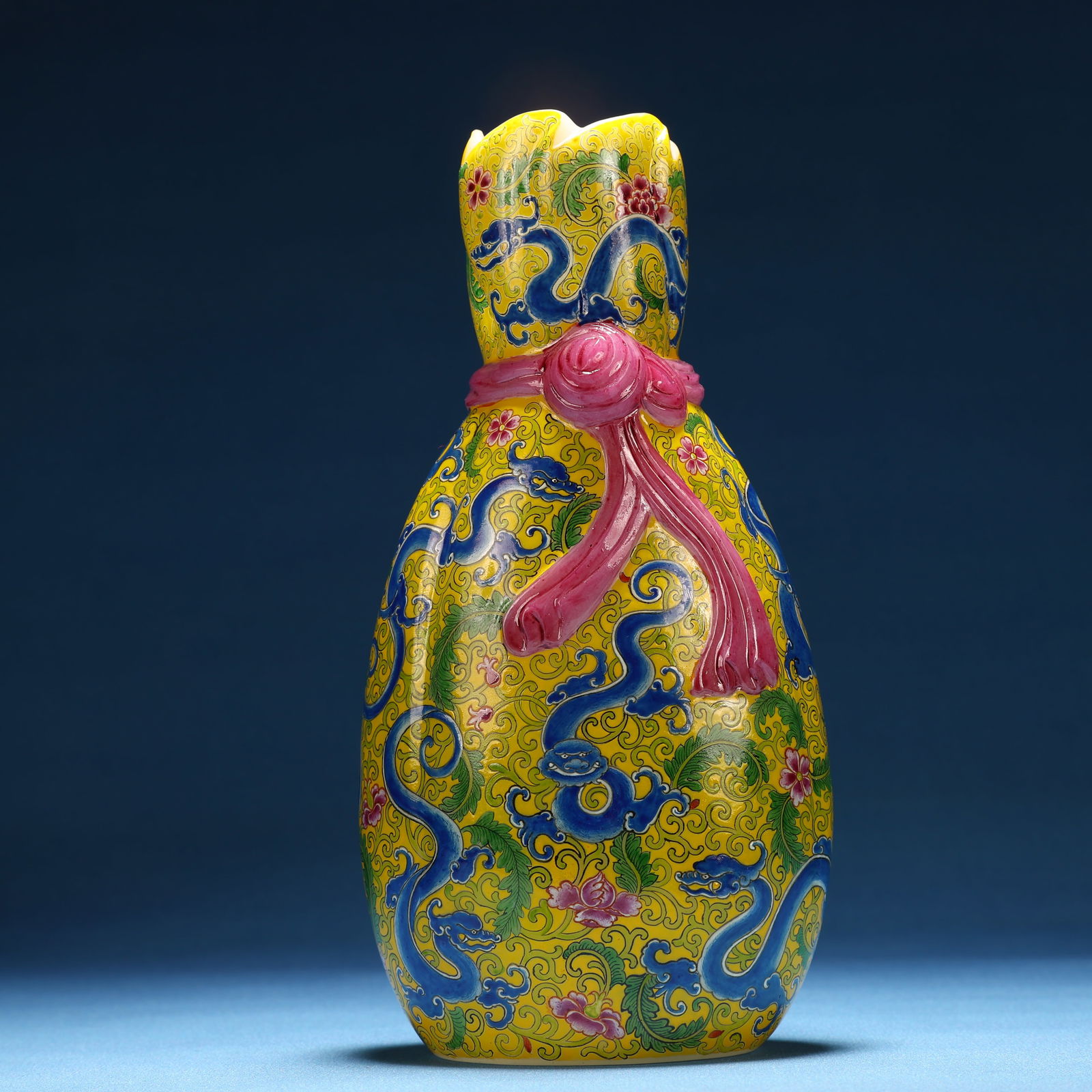 A Fine Glass Painted Enamel Flower and Chi-Dragon Pattern Vase: A Fine Glass Painted Enamel Flower and Chi-Dragon Pattern Vase,Qing Dynasty, China,Qianlong Four-character Mark,Size:3.5inx2.4inx7.3in 料器画珐琅花卉螭&