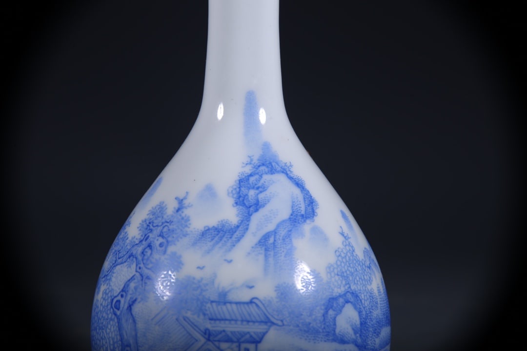 Blue and White Landscape Pattern Vase - 2