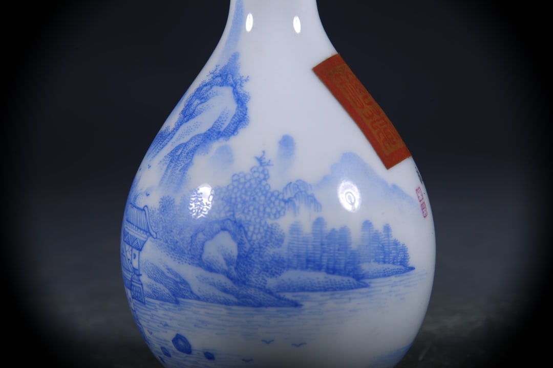 Blue and White Landscape Pattern Vase - 7