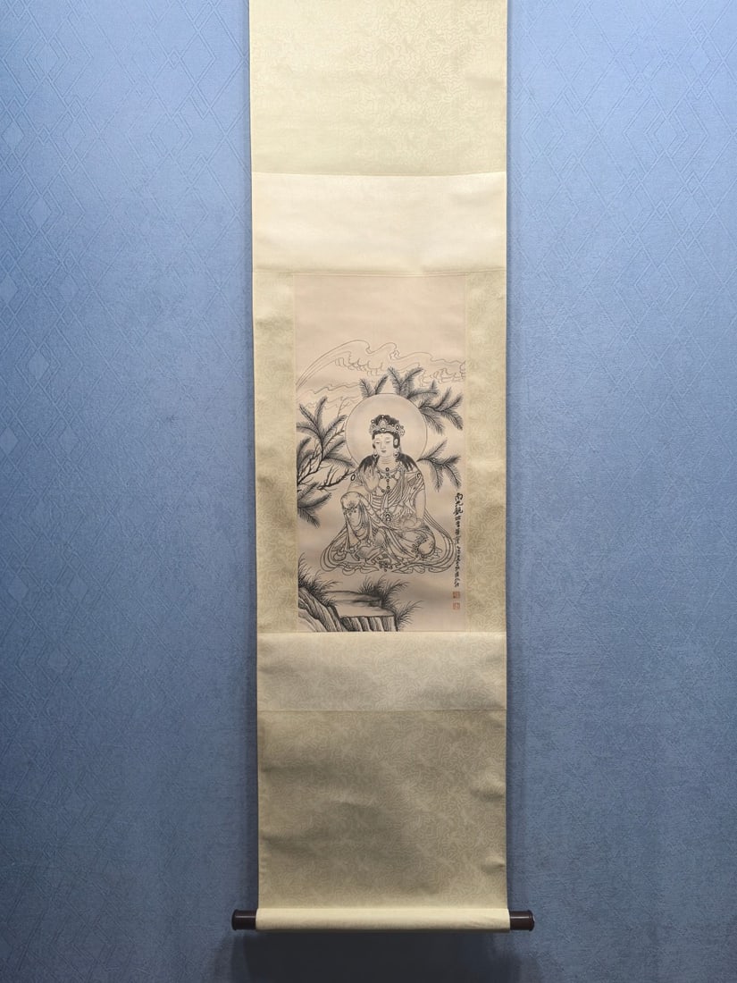 A Chinese Vertical Scroll Ink Painting of Avalokitesvara on Paper: A Chinese Vertical Scroll Ink Painting of Avalokitesvara on Paper,Modern Time of China,Zhang Daqian,without frame size:12.3inx25.8in 