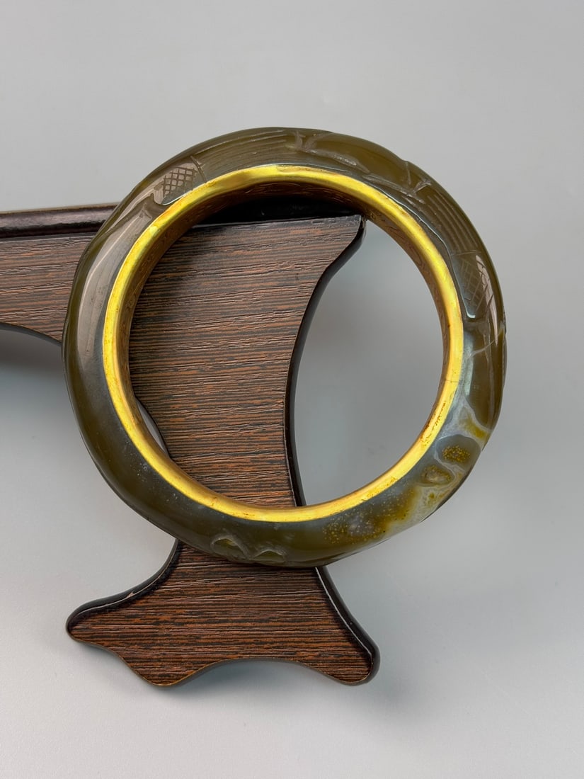 A Exquisite Agate Bracelet - 5