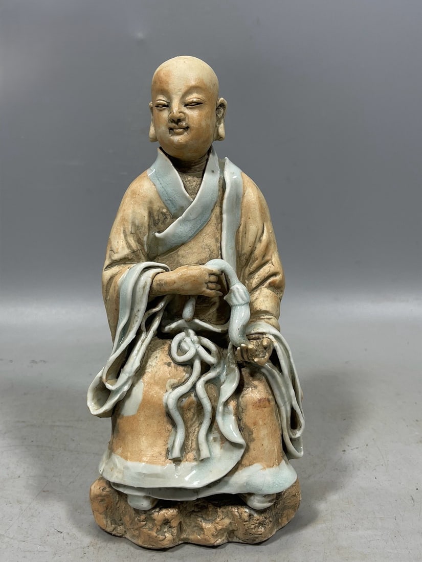Shi Wan yao Statue of Arhat Ornament: Shi Wan yao Statue of Arhat Ornament,Republic of China,Size:9.1inx3.9in 石湾窑罗汉摆件,民国