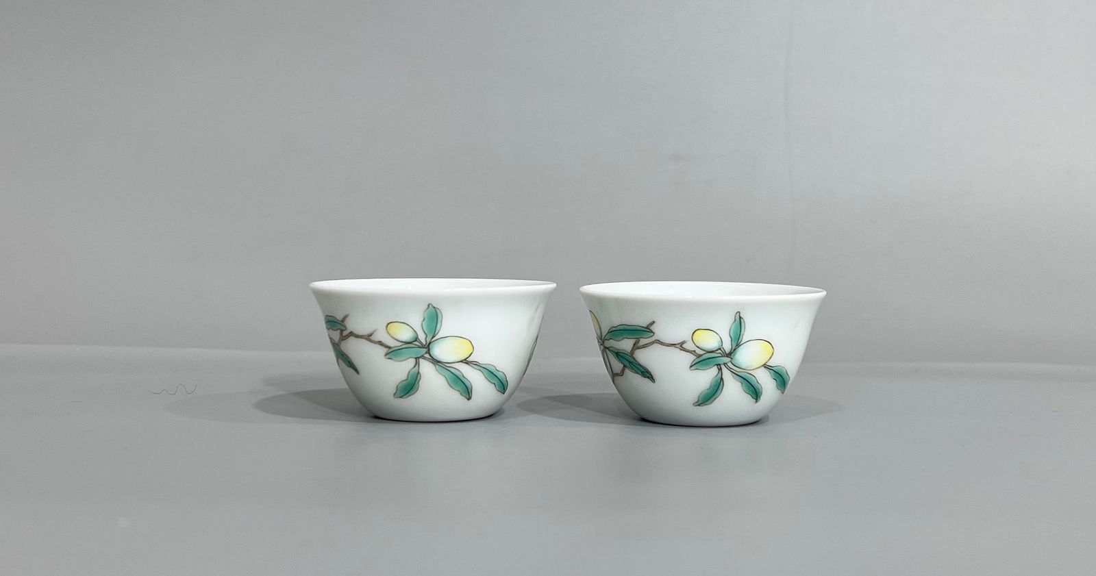 A pair of Exquisite Famille-Rose Flower Pattern Cup: A pair of Exquisite Famille-Rose Flower Pattern Cup,Qing Dynasty, China,Yongzheng Four-character Mark,Size:2.2inx1.2in 