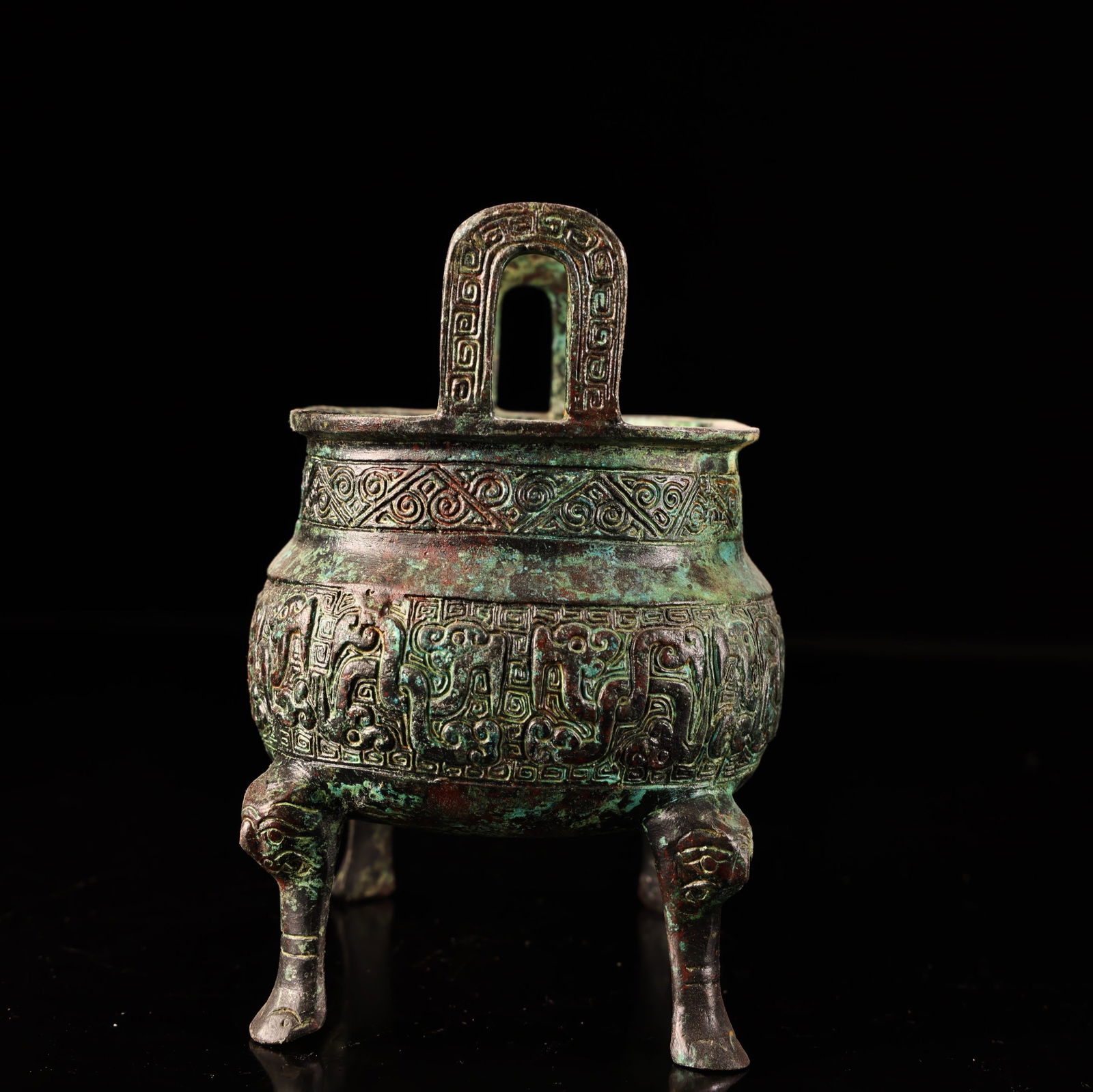 A Exquisite Bronze Tripod - 3