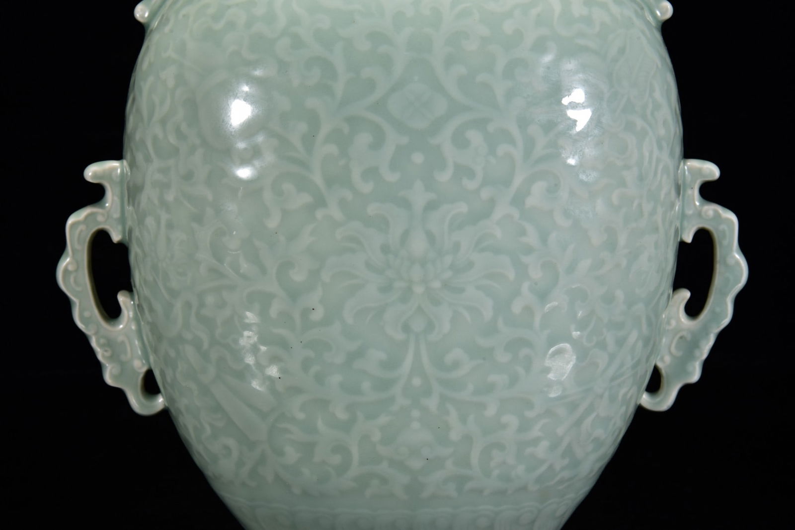 A Rare Celadon Glazed Carved Flower Pattern Double-Ears Vase - 5