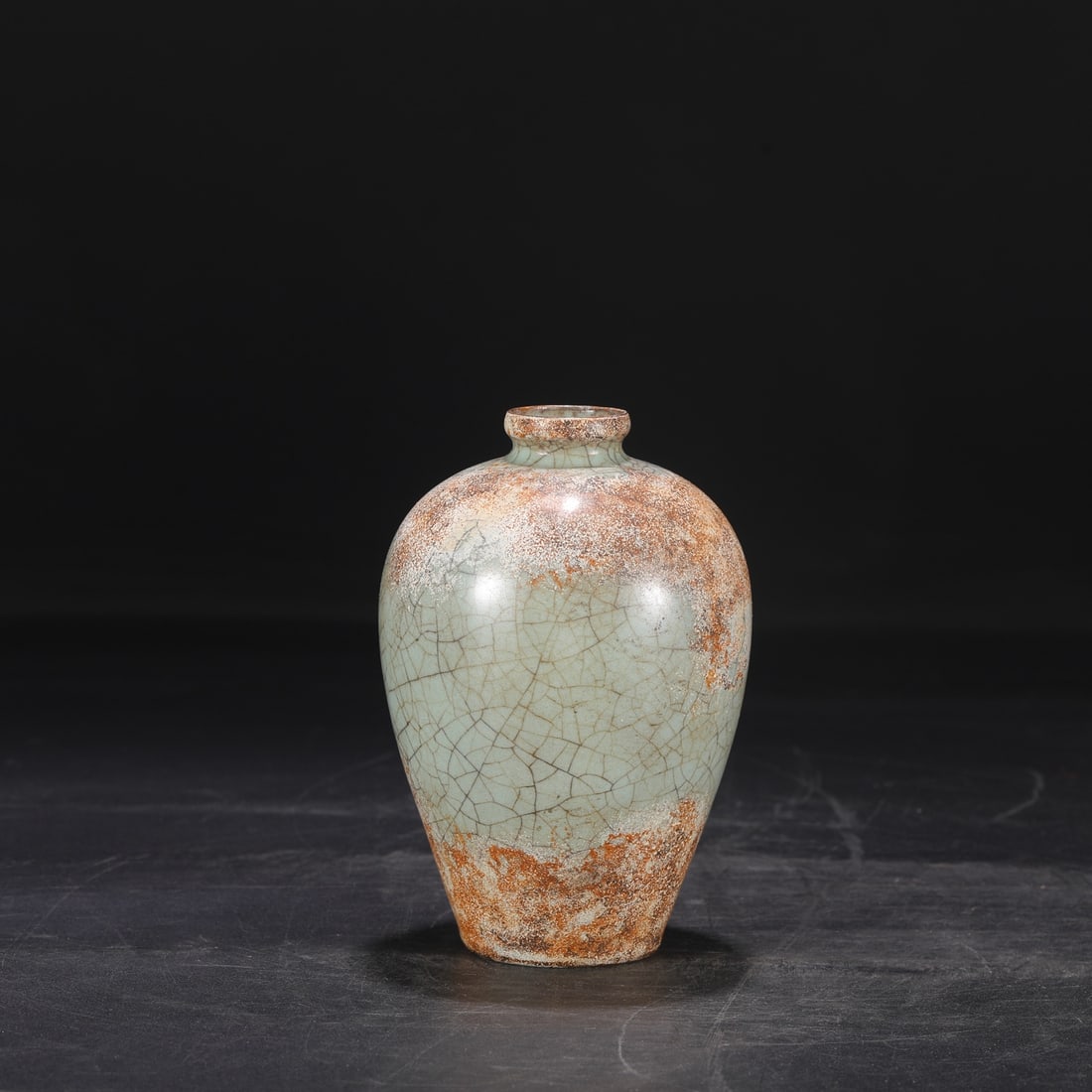 A Exquisite Ru yao Sky Blue Glazed Vase: A Exquisite Ru yao Sky Blue Glazed Vase.Song Dynasty, China.Size:5.9inx1.2inx3.7in 汝窑天青釉瓶,中国宋代