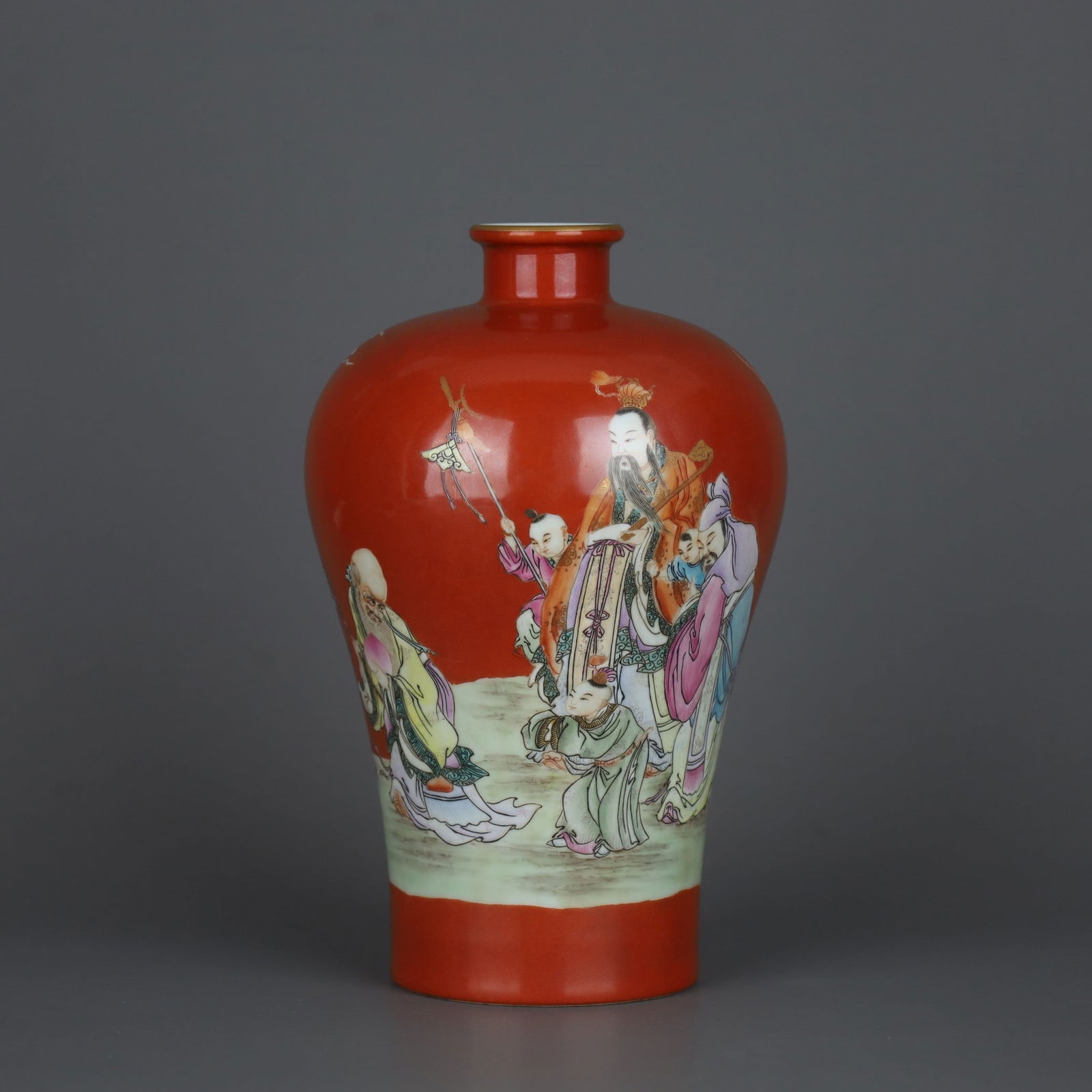 A Exquisite Iron-Red Famille-Rose Figures Pattern Vase (1 of 9)
