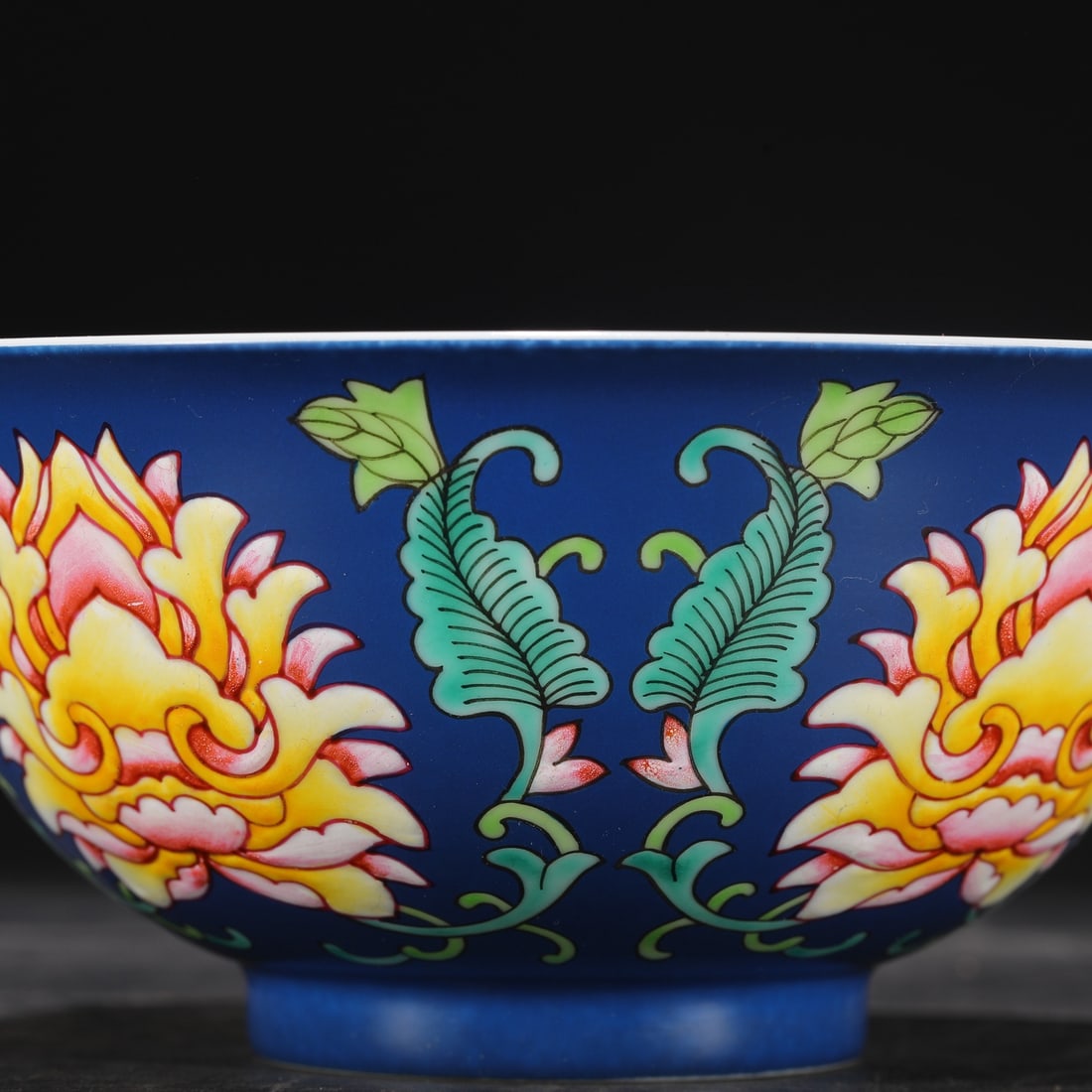 A Exquisite Enamel Flower Pattern Bowl - 7