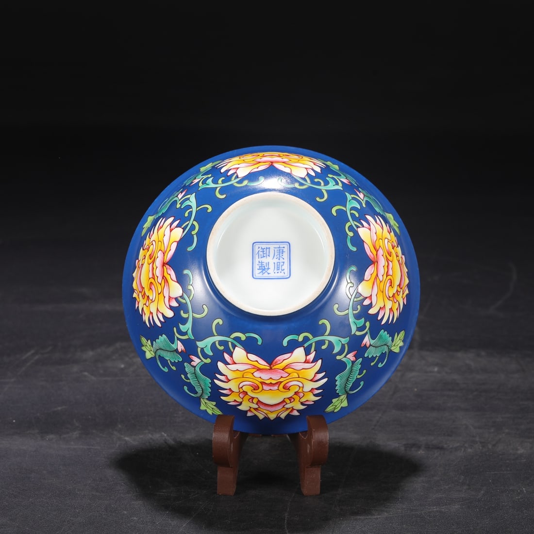A Exquisite Enamel Flower Pattern Bowl - 8