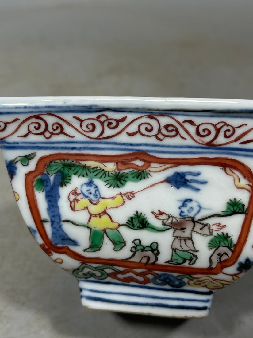 Doucai Figures Pattern Bowl - 6