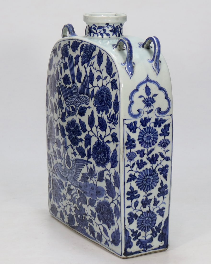 A Exquisite Blue and White Phoenix Pattern Vase - 2