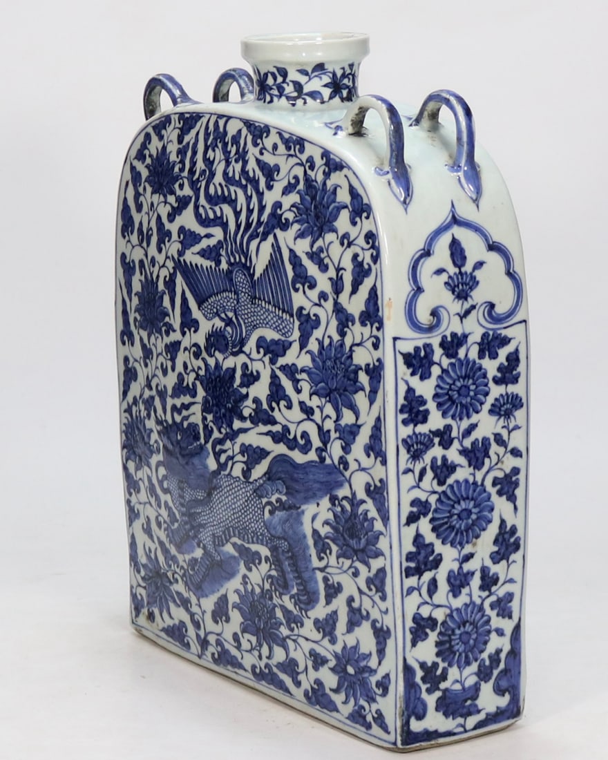 A Exquisite Blue and White Phoenix Pattern Vase - 4