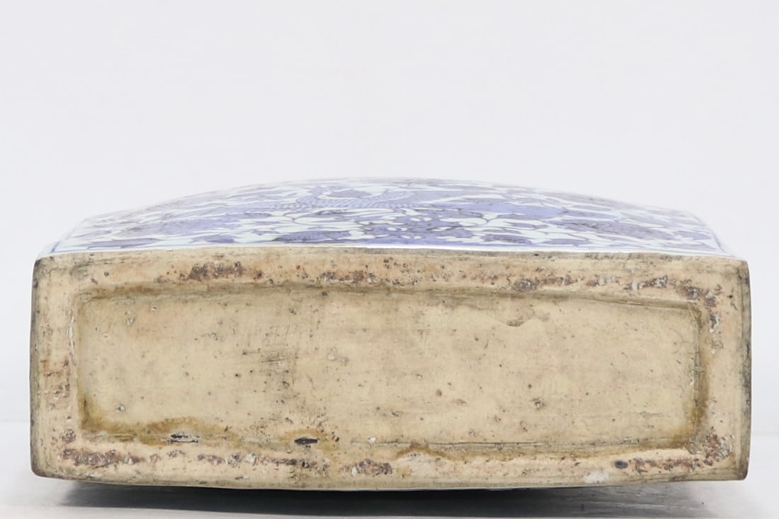 A Exquisite Blue and White Phoenix Pattern Vase - 6