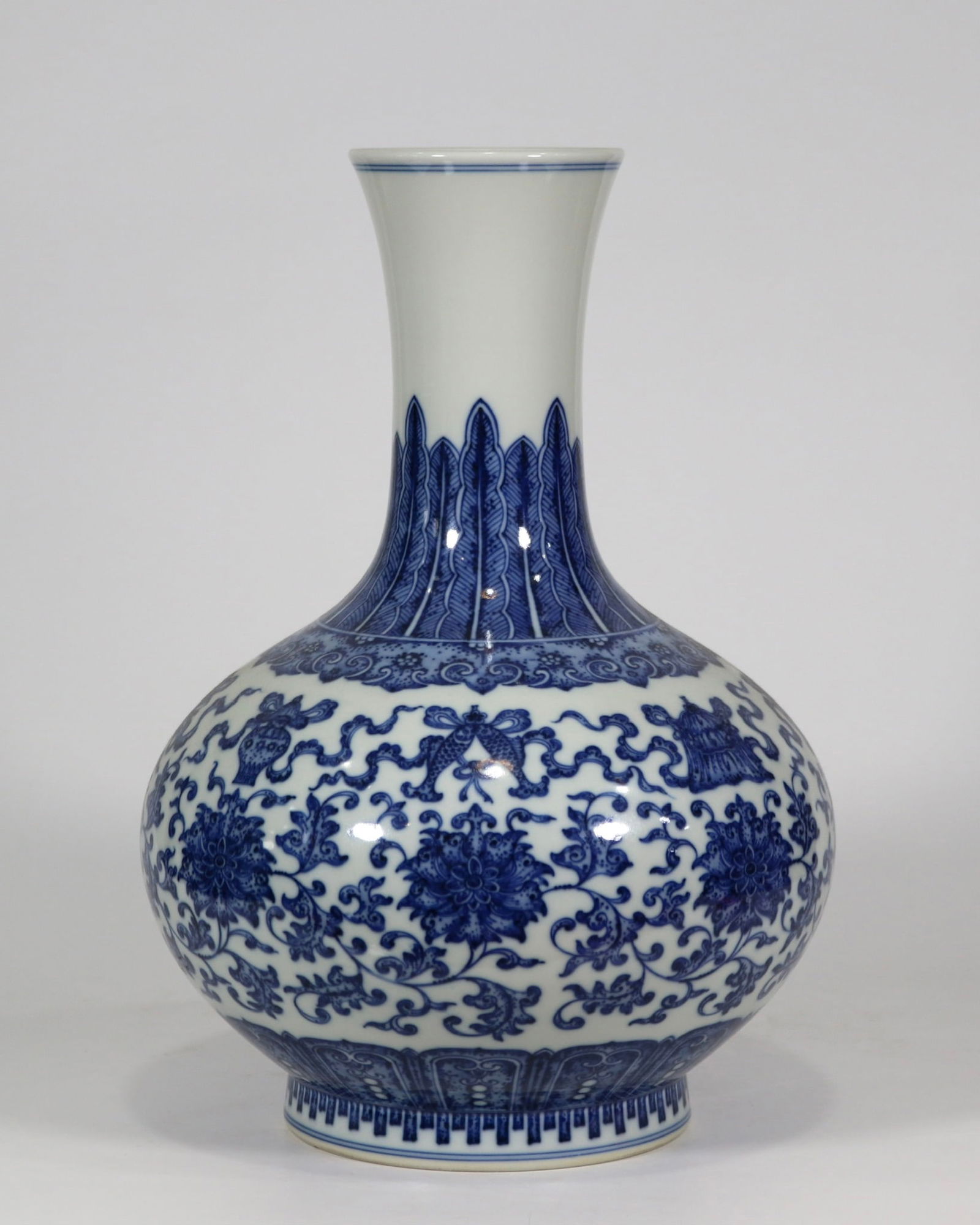 A Exquisite Blue and White Lotus Eight Treasures Pattern Vase (1 of 9)