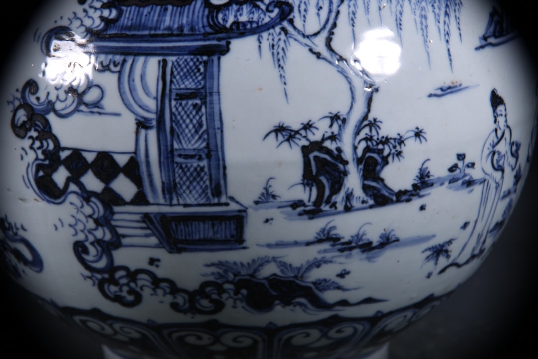 Blue and White Figures Pattern Vase - 5