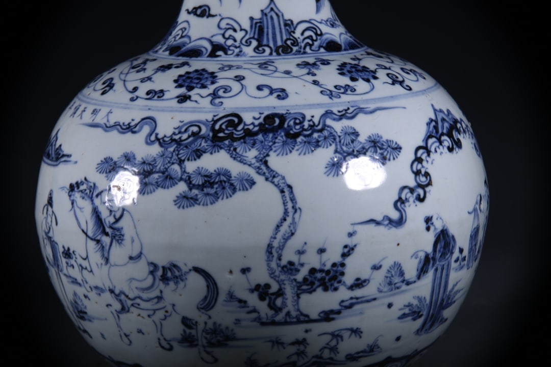 Blue and White Figures Pattern Vase - 8