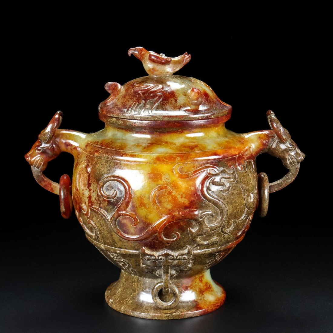 A Exquisite Hotan Jade Dragon Pattern Vase (1 of 9)