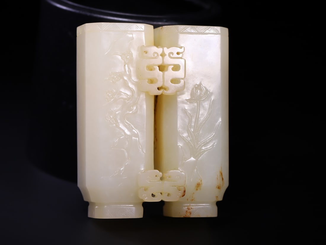A Exquisite Hotan Jade Lotus Pattern Vase - 6