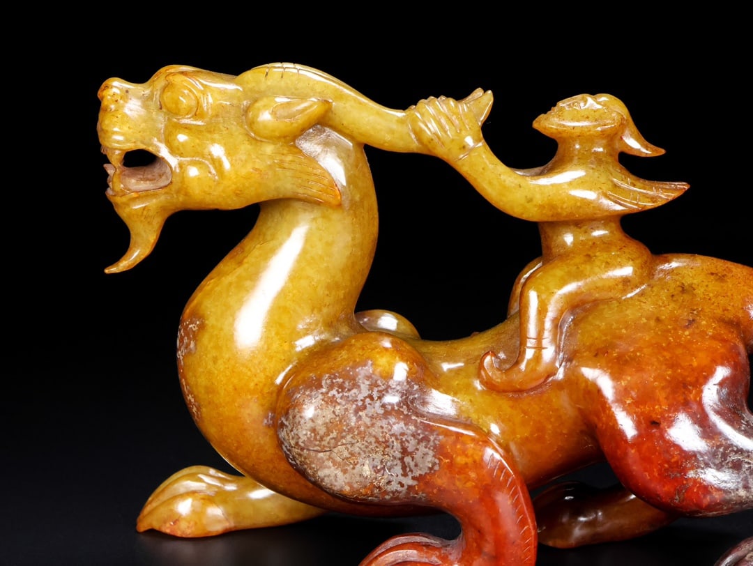 A Rare Hetian Jade Beast - 7