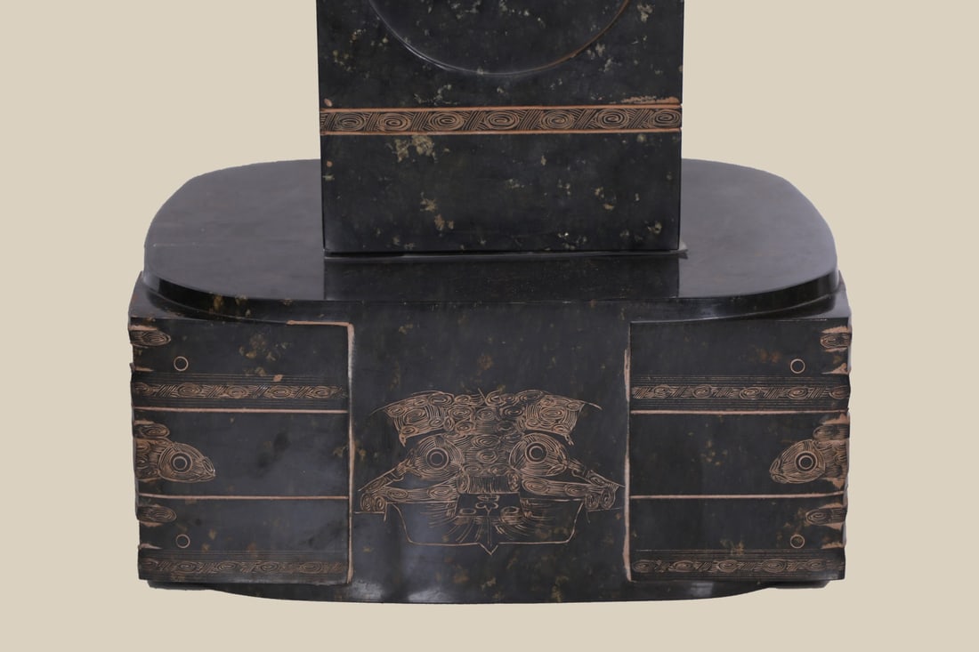 A Exquisite Jasper Round Table - 3