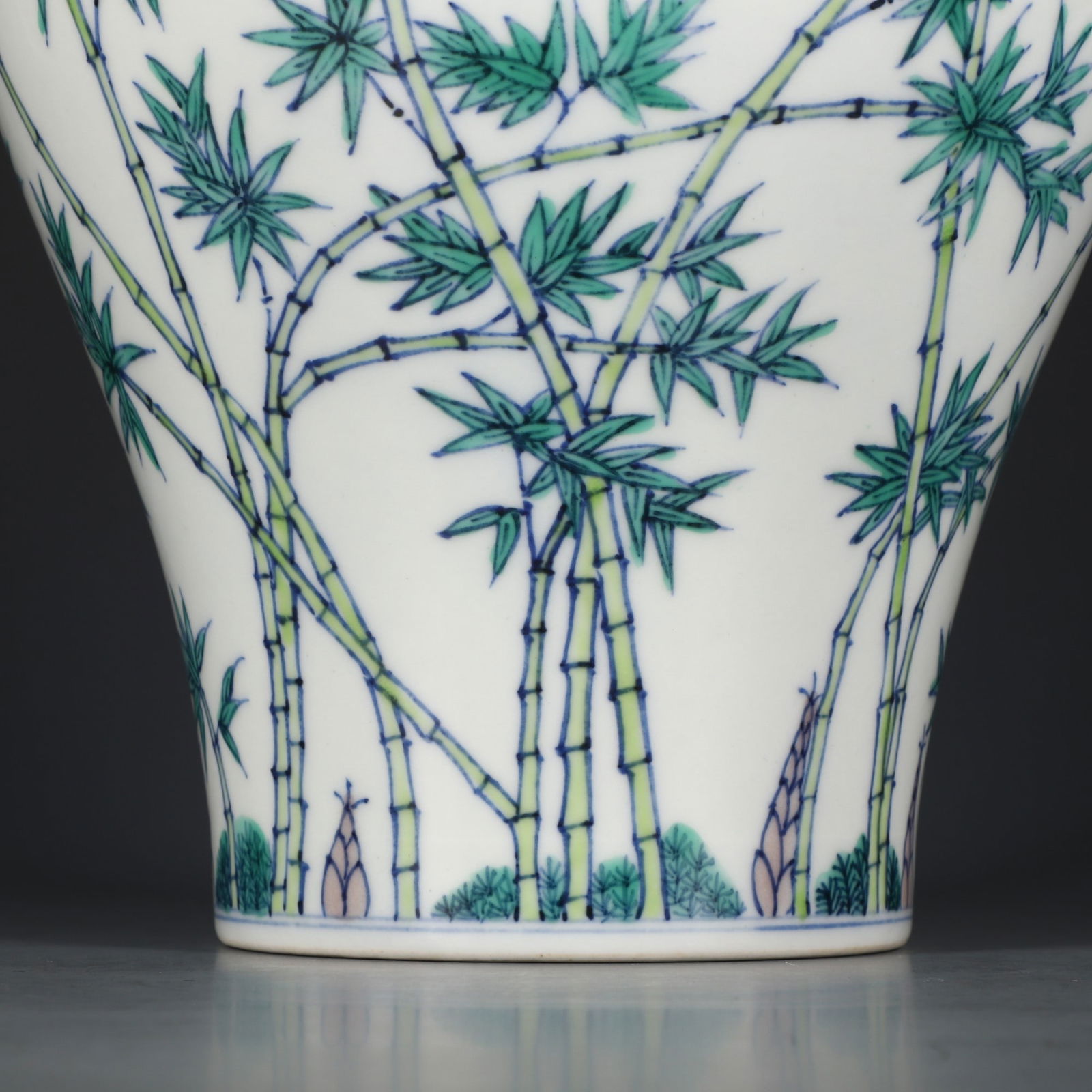 A Exquisite Doucai Bamboo Pattern Vase - 3