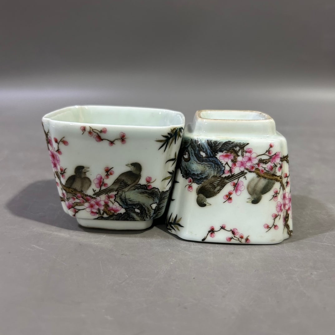 A pair of Exquisite Famille-Rose Flower and Bird Pattern Cup: A pair of Exquisite Famille-Rose Flower and Bird Pattern Cup,Qing Dynasty, China,Yongzheng Four-character Mark,Size:2.8inx2.4in 