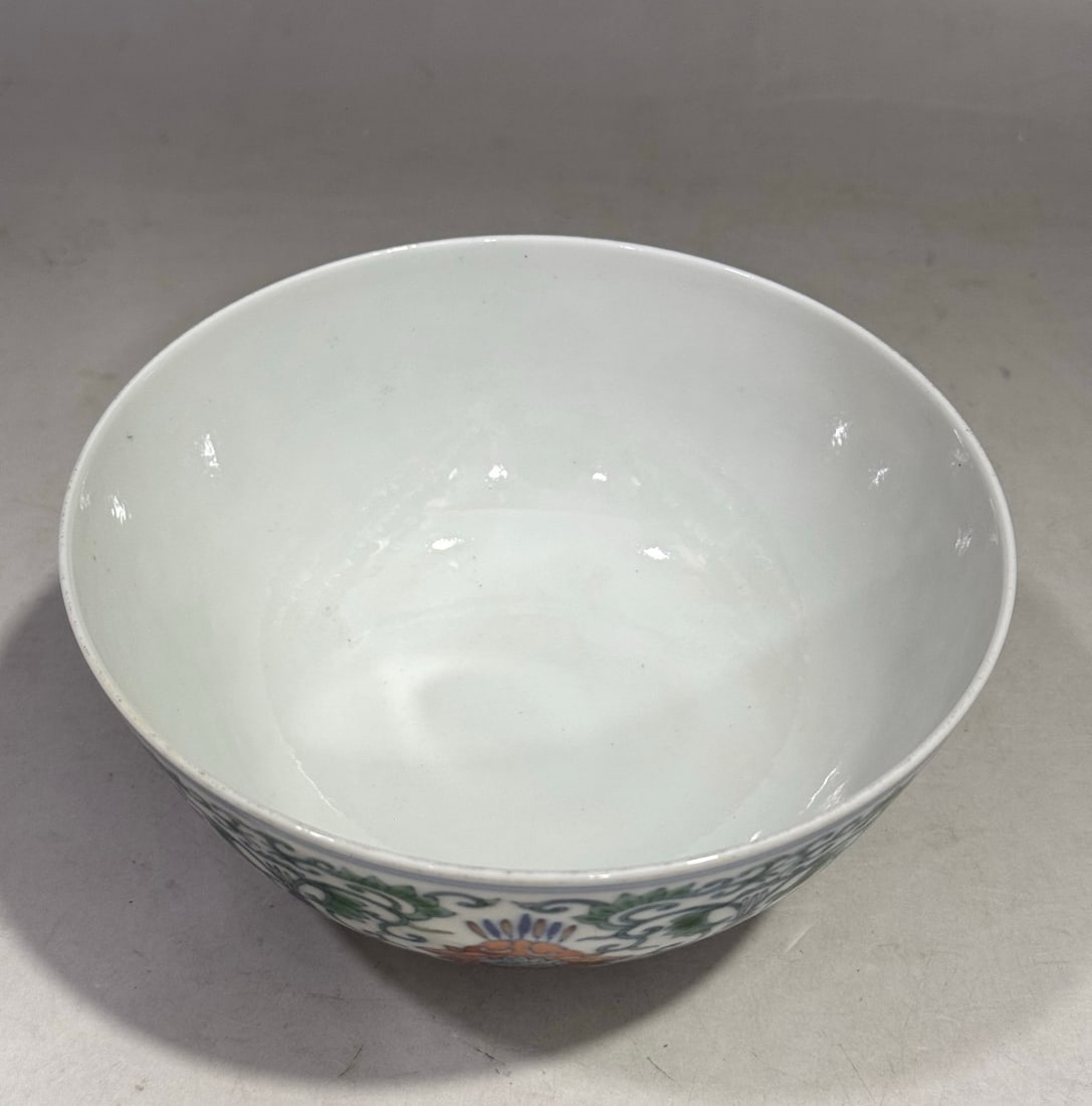 A Exquisite Doucai Interlocking Lotus Pattern Bowl - 4