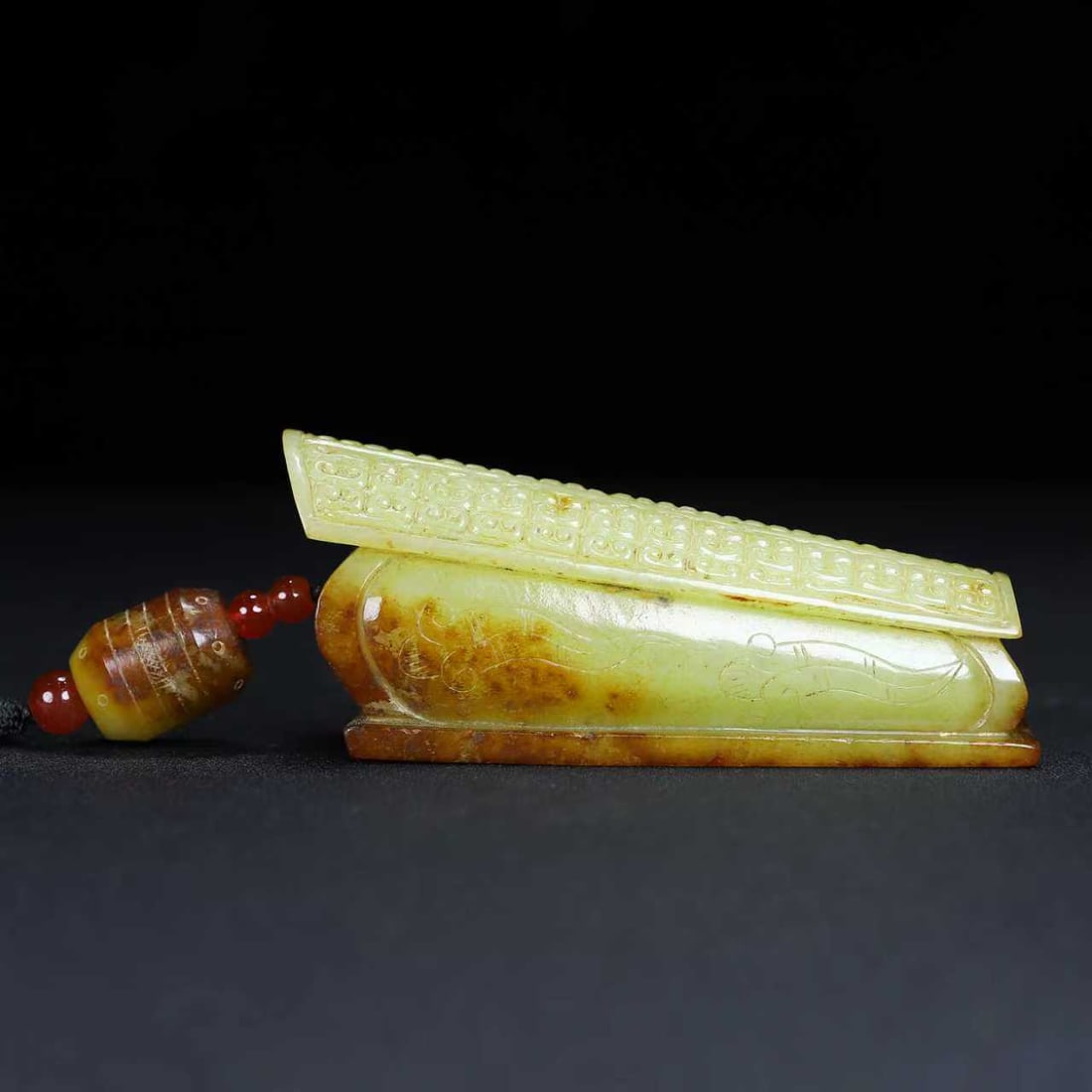 A Exquisite Hotan Jade Ornament: A Exquisite Hotan Jade Cup,Han Dynasty,China,Size:3.9inx1.2inx1.6in,Weight:200g 和田玉摆件,中国汉代