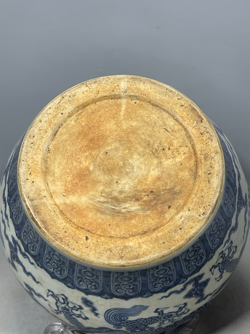 Blue and White Dragon Pattern Vase - 9