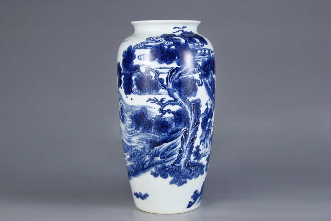 A Exquisite Blue and White Figures Pattern Vase - 2