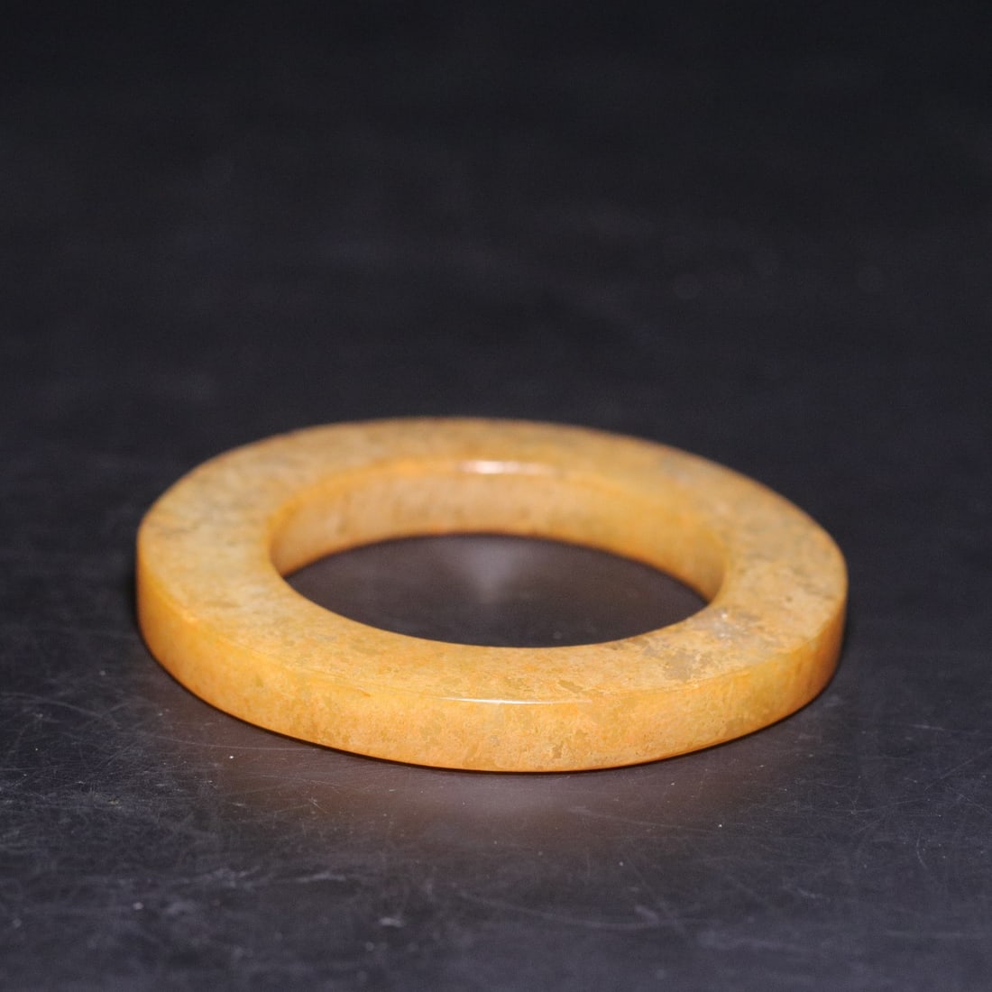 A Exquisite Gaogu Jade Ring - 4