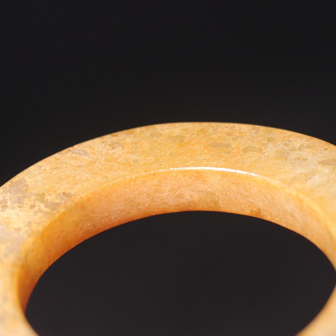 A Exquisite Gaogu Jade Ring - 6