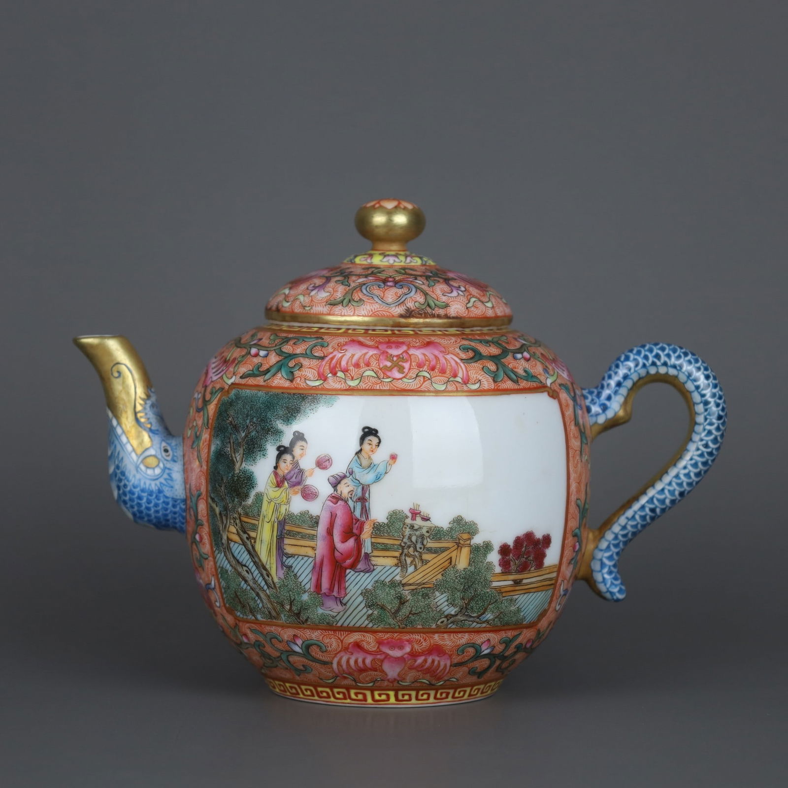 A Exquisite Famille-Rose Figures Pattern Dragon-Head Ewer: A Exquisite Famille-Rose Figures Pattern Dragon-Head Ewer,Qing Dynasty, China,Qianlong Four-character Mark,Size:5.4inx7.3in 