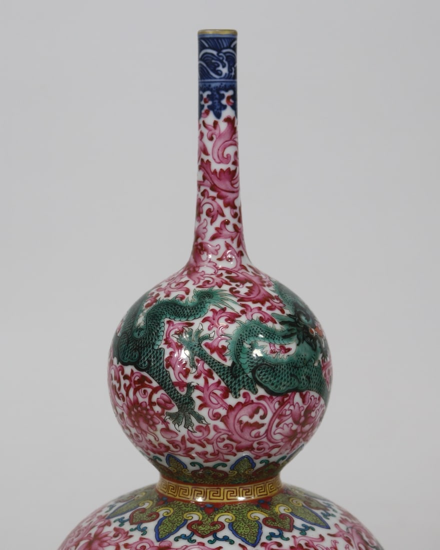 A Exquisite Ruby Red-Glazed Dragon Pattern Gourd-Shaped Vase - 5