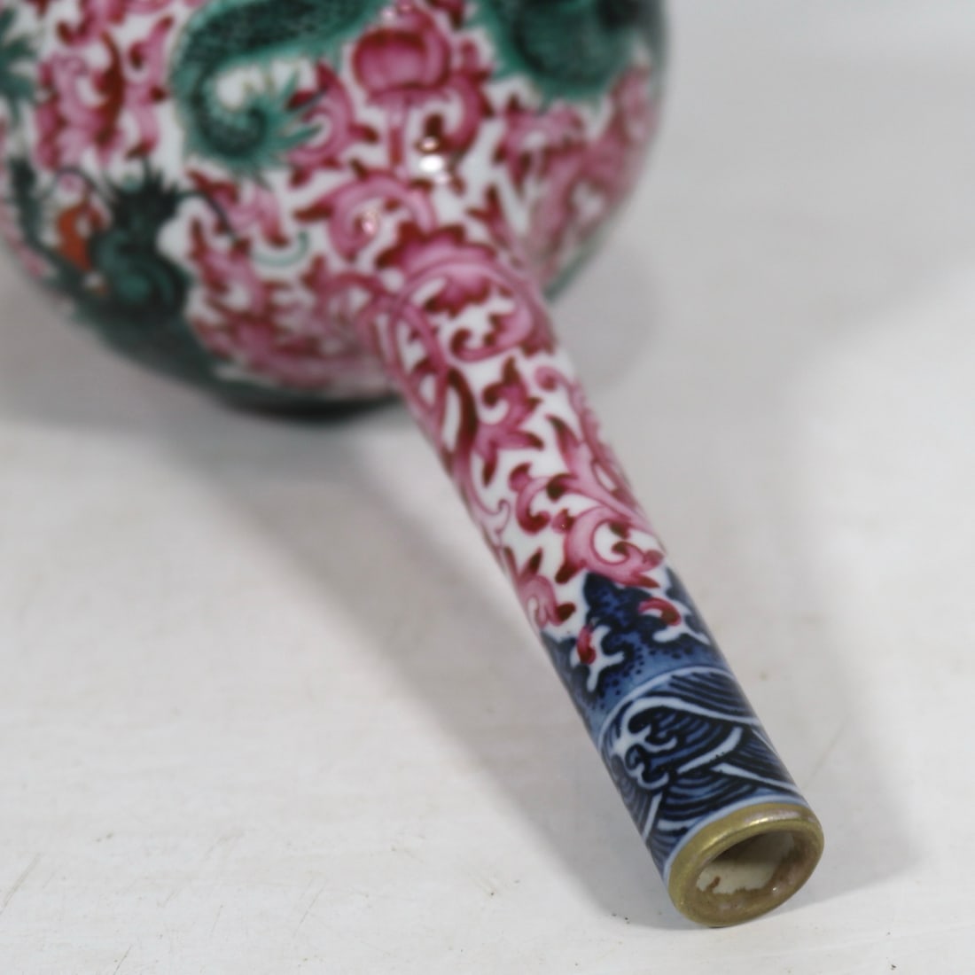 A Exquisite Ruby Red-Glazed Dragon Pattern Gourd-Shaped Vase - 6