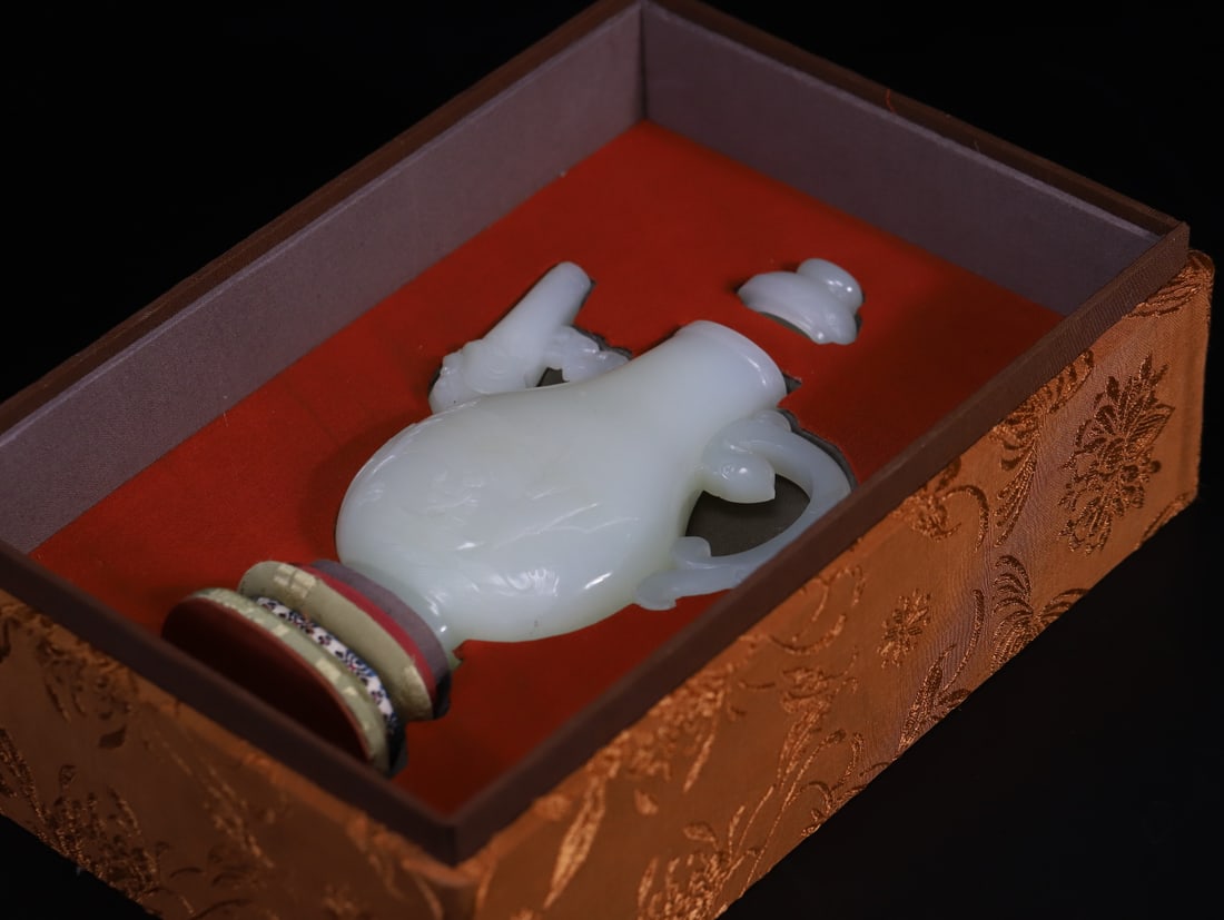 A Exquisite Hotan Jade Dragon Phoenix Pattern Ewer - 2