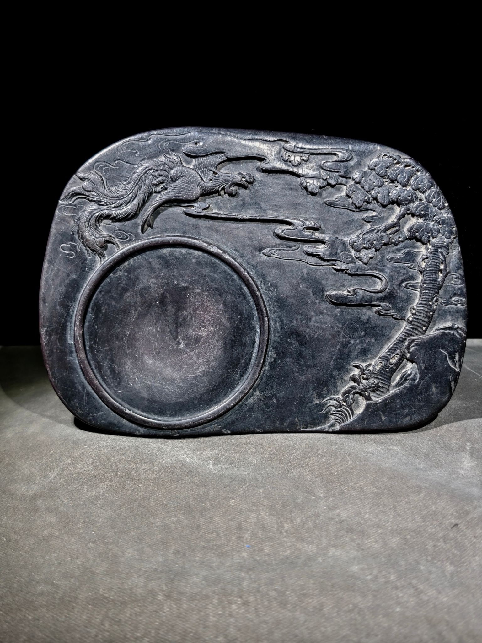 A Exquisite Landscape and Phoenix Pattern Inkstone - 2