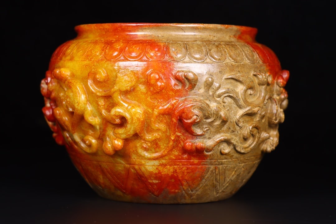 A Exquisite Hotan Jade Dragon Pattern Jar - 3